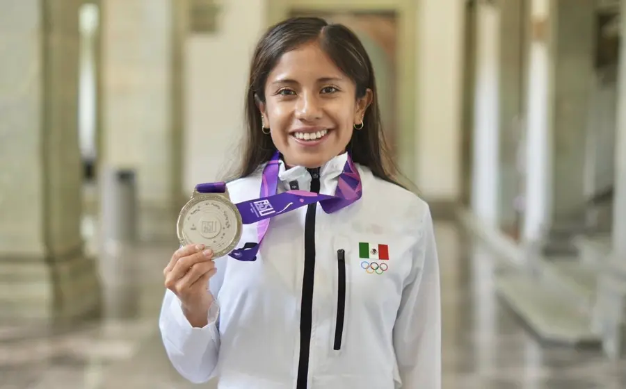 Mariel Salazar Tapia, de atletismo