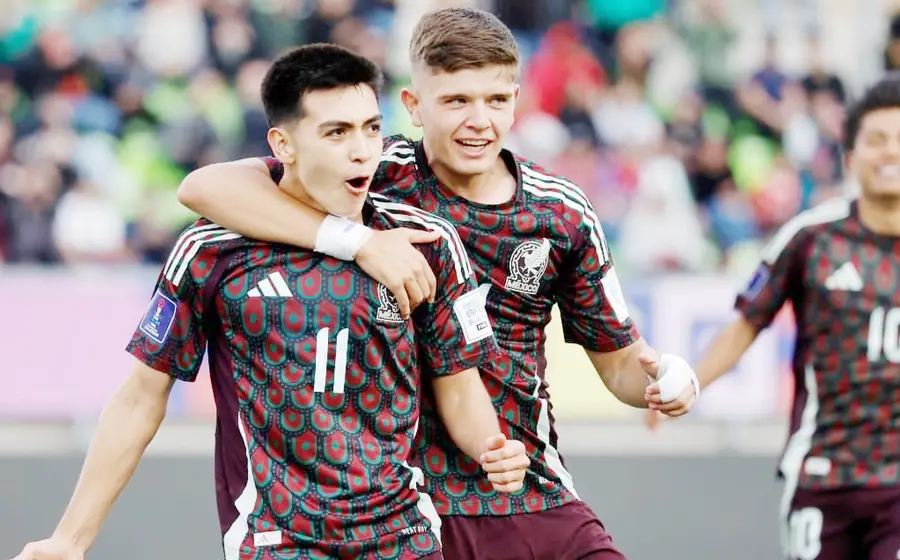  Por la vía del penal, Gilberto Mora anotó el gol que metió a México a los Octavos de Final del Mundial Sub 20