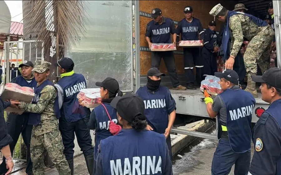 Hasta ahora se han reportado 139 municipios con afectaciones, de los cuales Veracruz es el más impactado, con 69 localidades dañadas y más de 249 mil usuarios sin electricidad —de los cuales ya se ha restablecido el 78 por ciento del servicio—.Foto: Marina