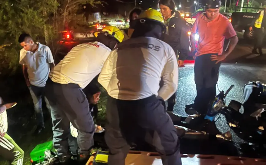 Menor resulta grave en accidente.