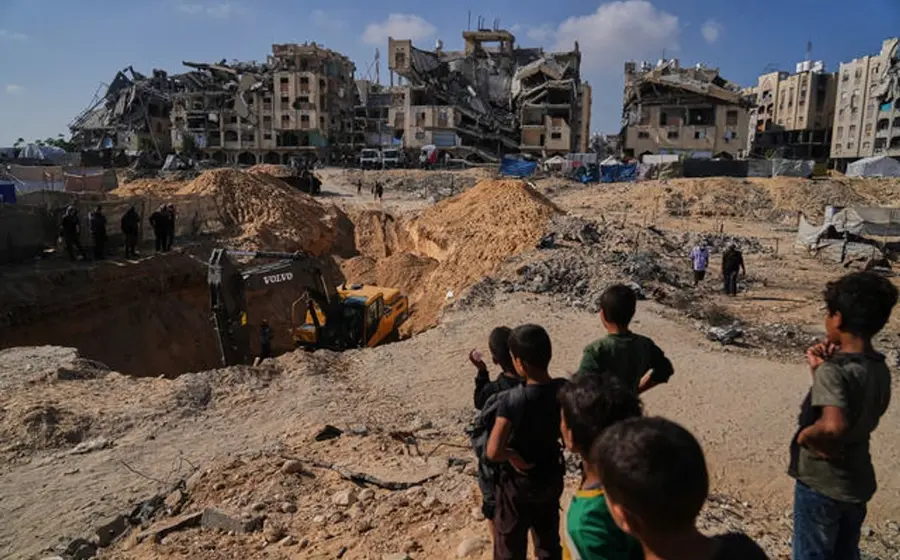 Aviones de combate israelíes lanzan ataques aéreos sobre la ciudad de Gaza tras la ruptura del alto al fuego, anunciado por Benjamín Netanyahu.