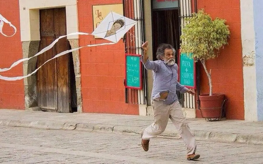 francisco-toledo-volando-papalote