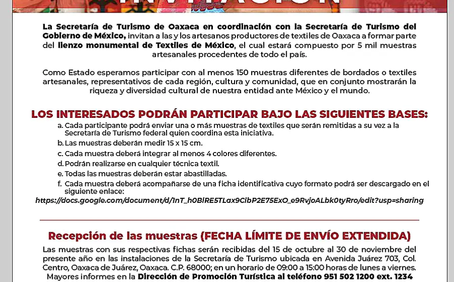 Varios textiles mexicanos de colores vibrantes apilados, mostrando la diversidad de diseños y la rica tradición artesanal del país.