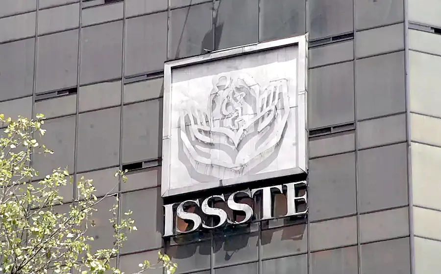 Imagen conceptual que representa la millonaria deuda de Oaxaca con el ISSSTE, situando al estado como el quinto con mayor pasivo a nivel nacional.