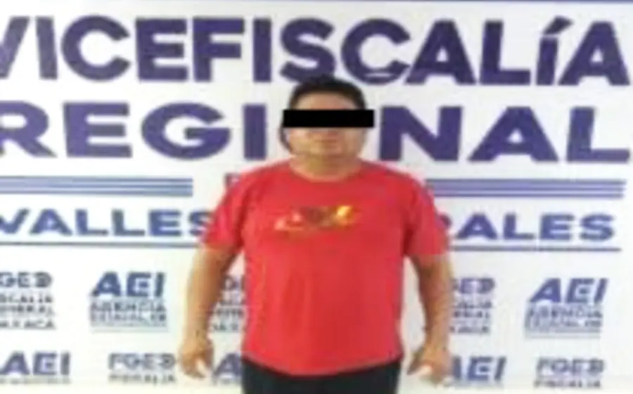 José de Jesús, El Chuy de Juchitán, fue detenido acusado de narcomenudeo y se le encontró un arma de fuego, pero ya estuvo preso en el Estado de México.