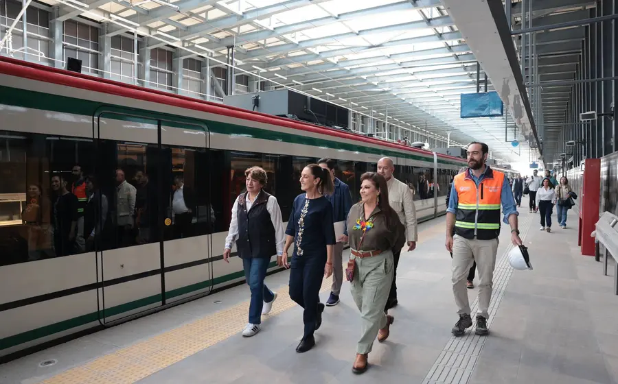 El Tren El Insurgente avanza sobre su viaducto de 46.6 kilómetros, una obra de infraestructura única que estará lista para el año 2026.
