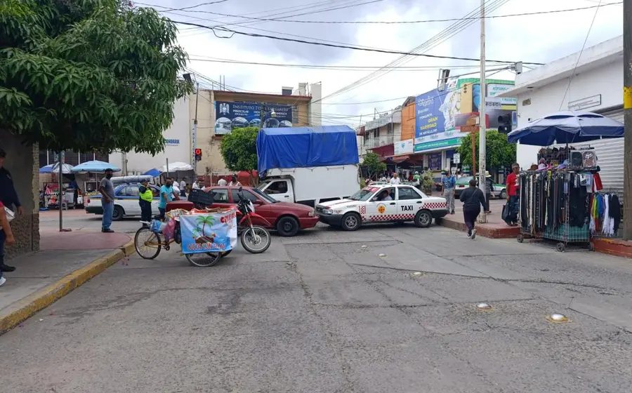Los bloqueos continuarán hasta lograr un acuerdo con el edil.