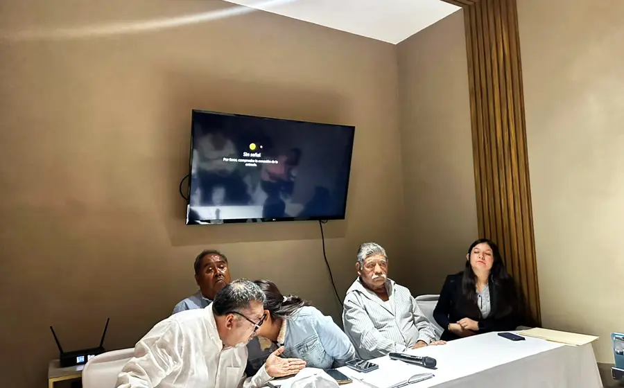 En conferencia de prensa, se rindió testimonio de los hechos.