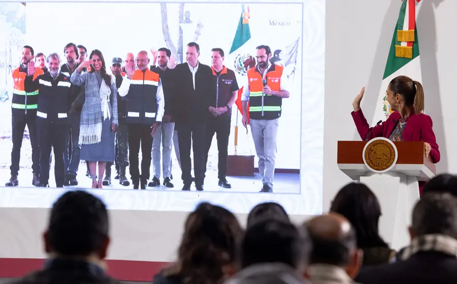 Las obras arrancan en un primer tramo de 30.3 km que va de Querétaro a Apaseo el Grande, el cual atenderá una demanda diaria de 30 mil personas hasta la Ciudad de México.