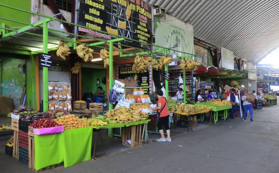 Las frutas y verduras contribuyen a la moderación de la inflación (-8.04%).