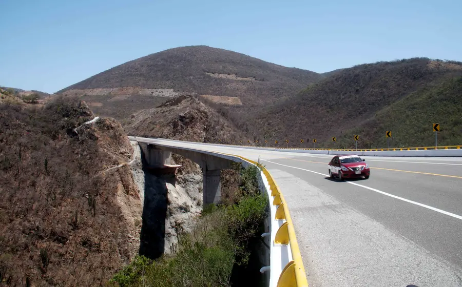 mantenimiento_carreteras_oaxaca