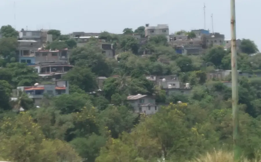 En los barrios de las partes altas de Tehuantepec, el agua dejó de fluir de las tuberías.