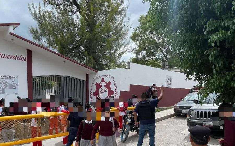 Los bachilleratos y escuelas donde asisten adolescentes están siendo vigilados.