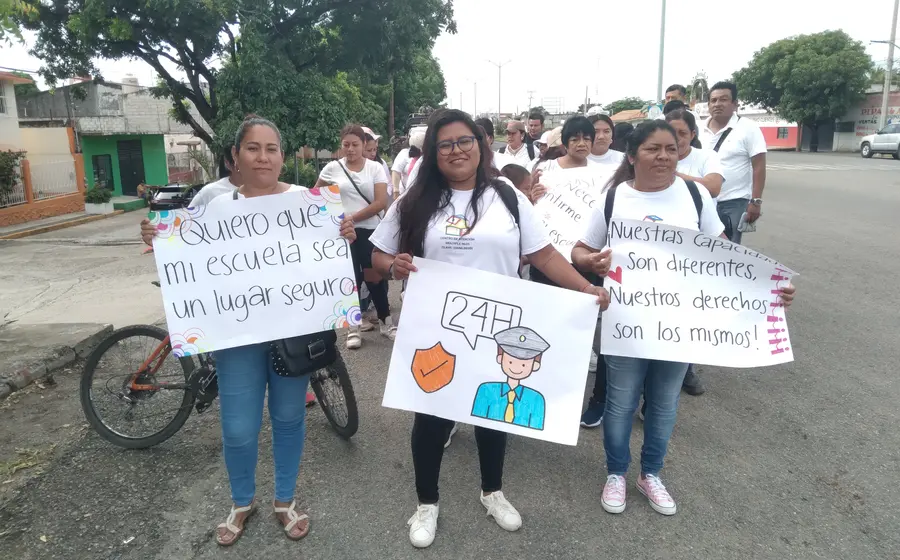 La marcha es para exigir al gobierno municipal atienda la demanda de las personas con discapacidad. 