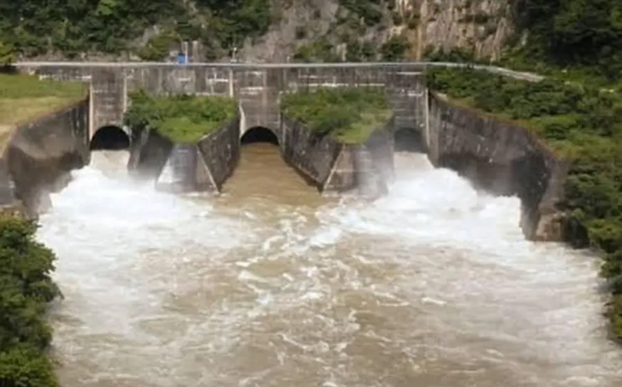 La presa Cerro de Oro se ubica en la región de la Cuenca del Papaloapan.