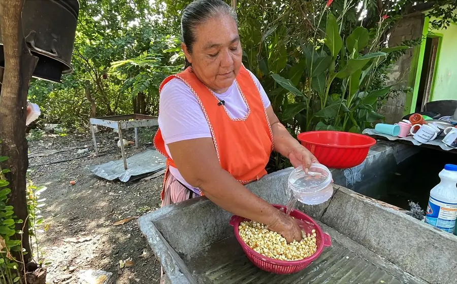 Los totopos de doña Lilia de los más famosos en la comunidad.