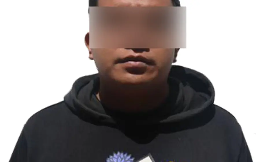 Las dos personas fueron detenidas a petición del personal del IMSS-Bienestar ya que mostraron documentos presuntamente falsificados.