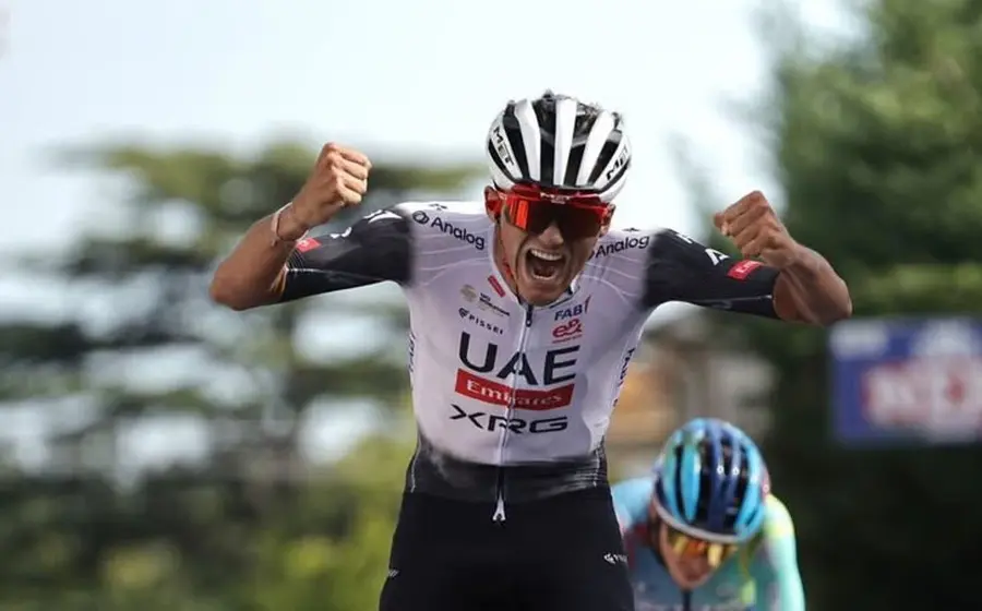Isaac del Toro volvió a brillar y conquistó el Giro della Toscana 2025