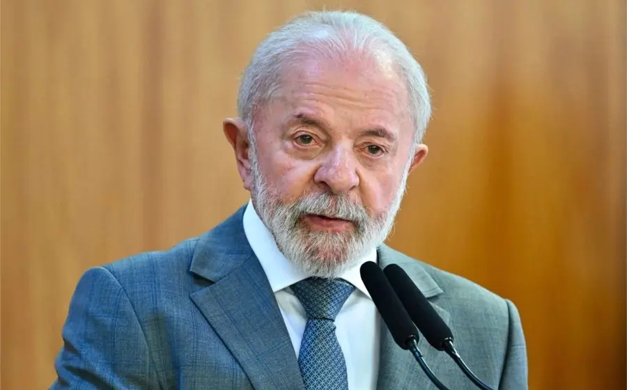 Luiz Inácio Lula da Silva dijo que no se "humillaría" intentando hablar directamente con Donald Trump. Foto: Afp