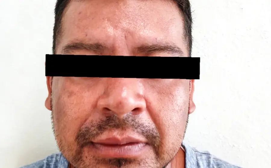 L.M.C.V., fue detenido en el Istmo de Tehuantepec por el presunto delito de narcomenudeo. Tenían en su poder 44 grapas de cristal.