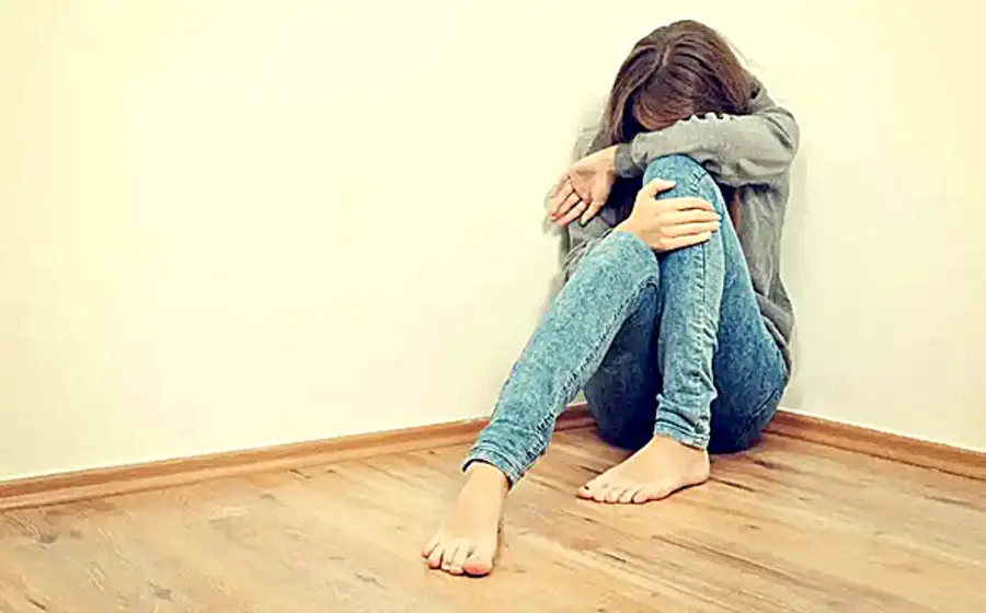Valeria, de 15 años de edad, decidió atentar contra su vida en su domicilio de Santa María Atzompa.