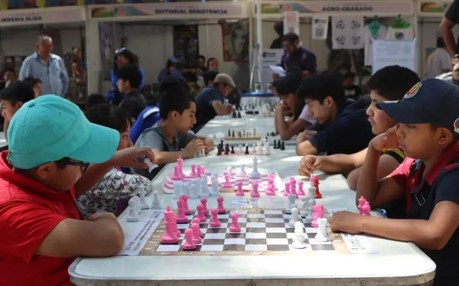 Primer Torneo de Ajedrez Literario infantil y juvenil. También se compitió en la división cadetes (hasta 12 años)
