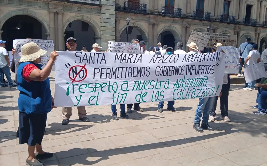 Acusan uso indebido de sellos y actas falsas.