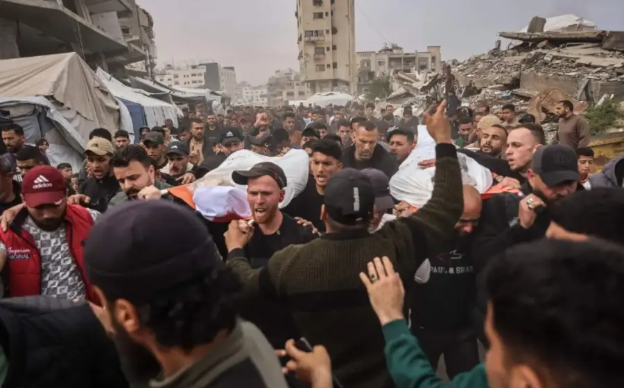 El presidente español acusa a Israel de violar el derecho internacional.