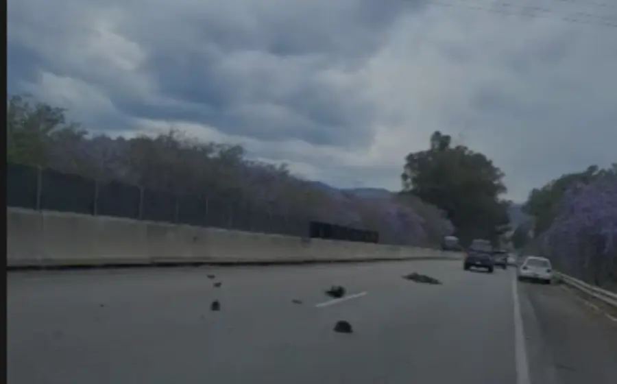 Trágico accidente en Etla: joven guardia nacional pierde la vida en motocicleta.