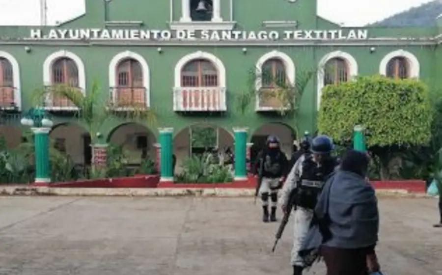 Fotografía que documenta la persistencia del desplazamiento forzado en la comunidad de Textitlán, Oaxaca, uno de los 27 casos activos en el estado.