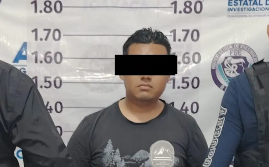 Emmanuel G.V., el hombre detenido en Juchitán de Zaragoza, acusado de agredir sexualmente a su compañera del coro de la iglesia.