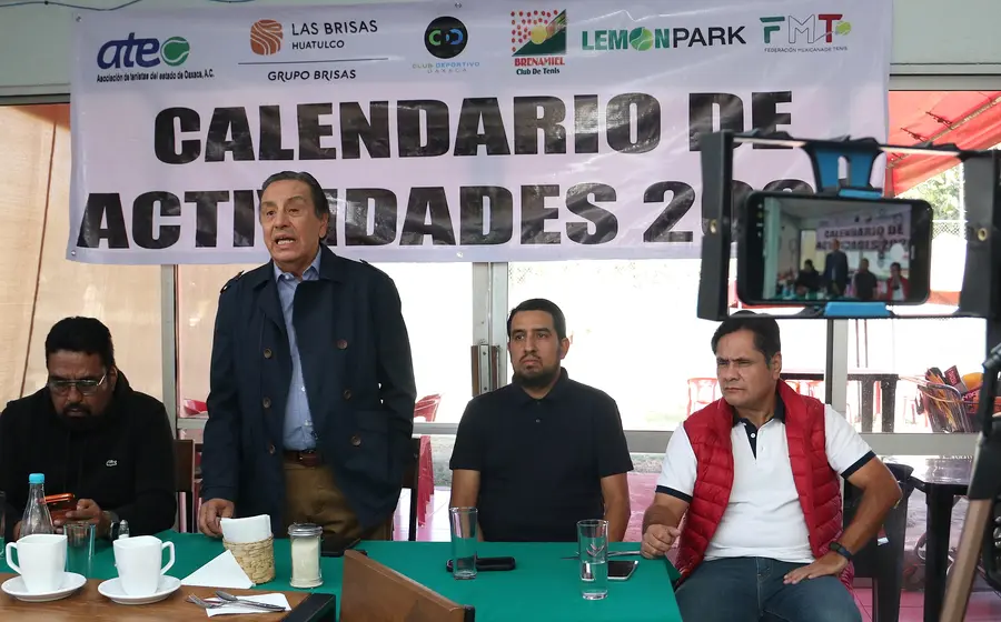 Se presenta el calendario de actividades de tenis para la temporada 2026 en Oaxaca, detallando los torneos y eventos para el próximo año de retos.