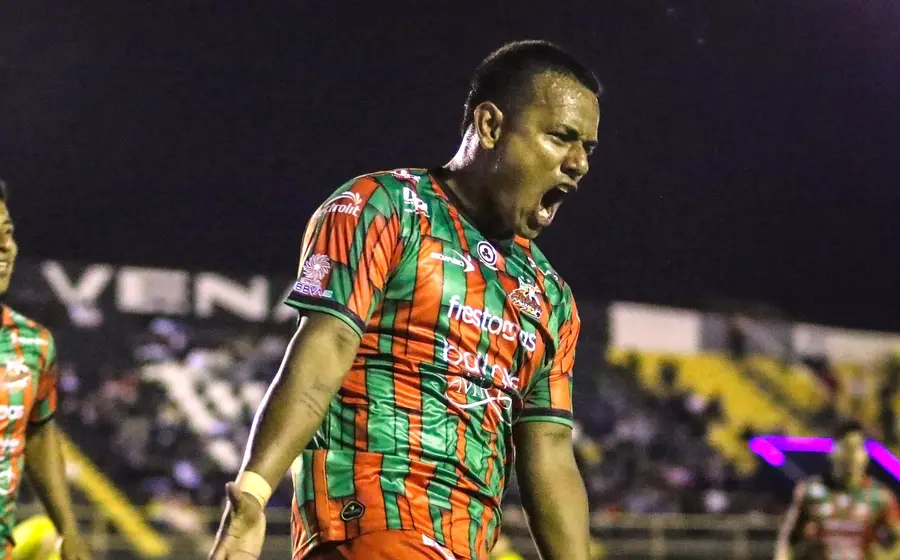 El equipo de Alebrijes se prepara para su próximo partido, en el que buscan conseguir sus primeros tres puntos como visitantes en el torneo.