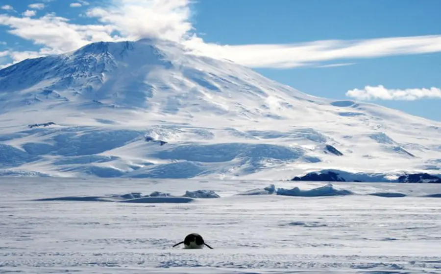 Una cordillera sepultada bajo el hielo fue clave. Foto: Reuters
