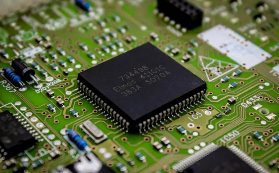 La escasez de DRAM obliga a Apple a buscar nuevos proveedores. 