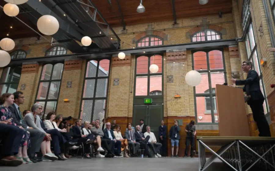 Andy Burnham comenzó la recolección de apoyos. Foto: AP