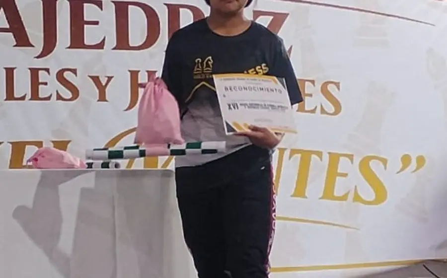 La joven ajedrecista Itzia Ojeda López, quien compitió en el torneo nacional y obtuvo la novena posición en la categoría sub 13.