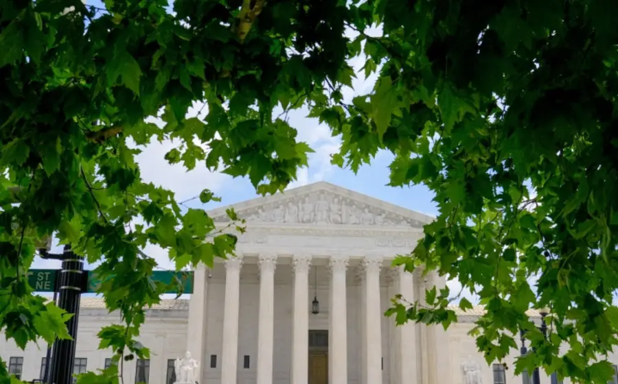 El edificio de la Suprema Corte de Estados Unidos, donde se emitió un fallo clave que protege el derecho a la ciudadanía por nacimiento.