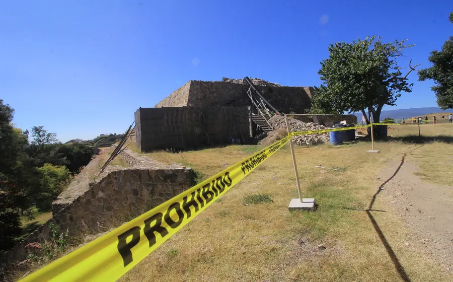 El hombre que denunció haber sido detenido por personal del INAH en la zona arqueológica de Monte Albán por un presunto abuso de autoridad.