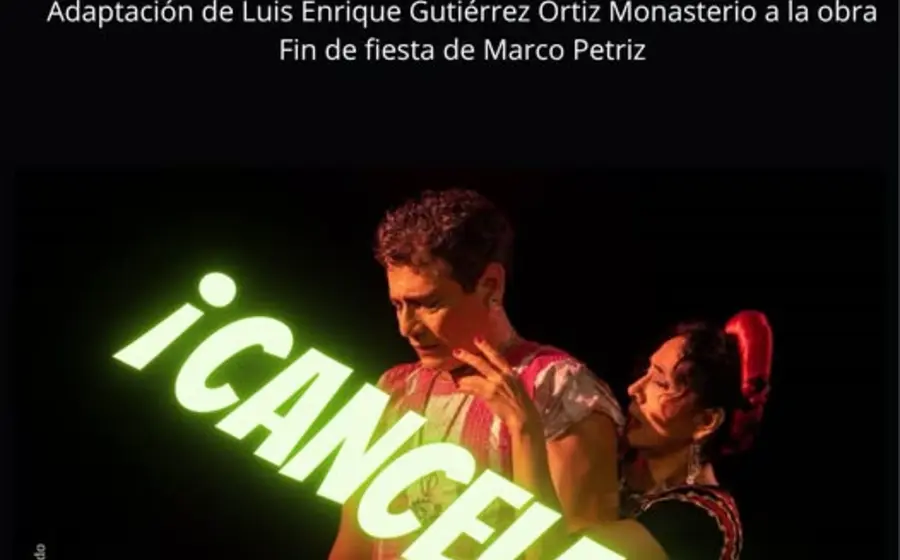 Escena de la obra teatral del grupo de Tehuantepec que fue cancelada por retrasos en pagos y cambios de acuerdos con Seculta.