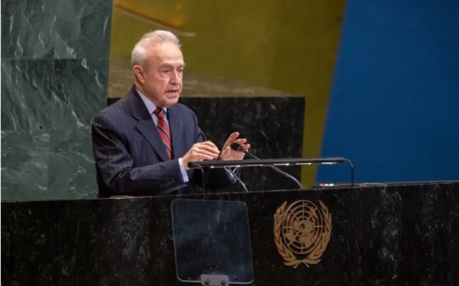 Héctor Vasconcelos, en representación de México ante la ONU, denuncia el costo humano del embargo y exige respeto a la soberanía cubana.