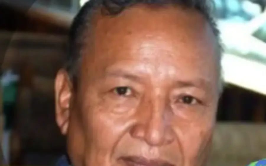 Joel Vicente Cortés, profesor investigador de posgrado, en un retrato fotográfico para el artículo de opinión sobre el gremialismo insurreccional.