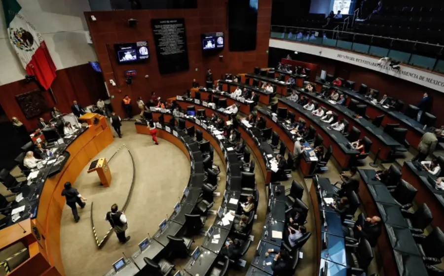 El partido Morena se prepara para la votación interna que definirá a su candidato para la presidencia de la Mesa Directiva del Senado.