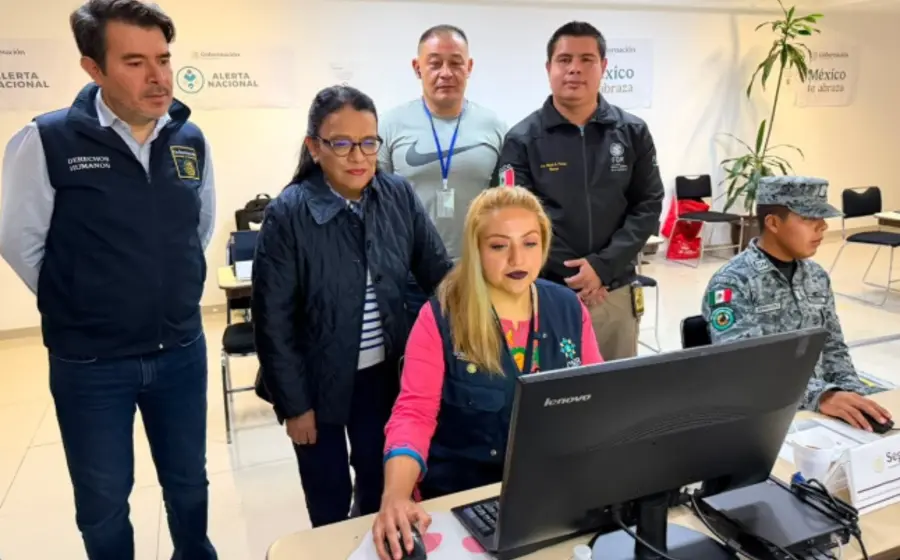 El puesto de mando que opera las 24 horas del día para la búsqueda nacional de personas desaparecidas, supervisada por la Segob.