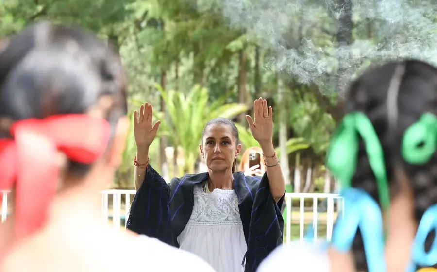Claudia Sheinbaum explica el plan de distribución de más de 4 mil millones de pesos para apoyar al pueblo P’urhépecha en Michoacán.