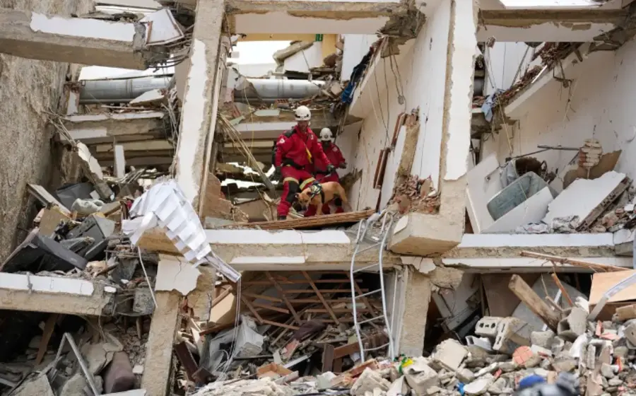 Imagen de la devastación causada por los sismos en Venezuela, que dejaron a más de 15 mil personas damnificadas y casi 2,000 muertos.