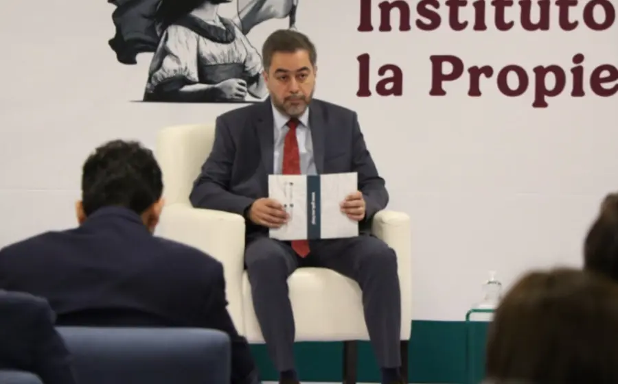 Vidal Llerenas, director del IMPI.