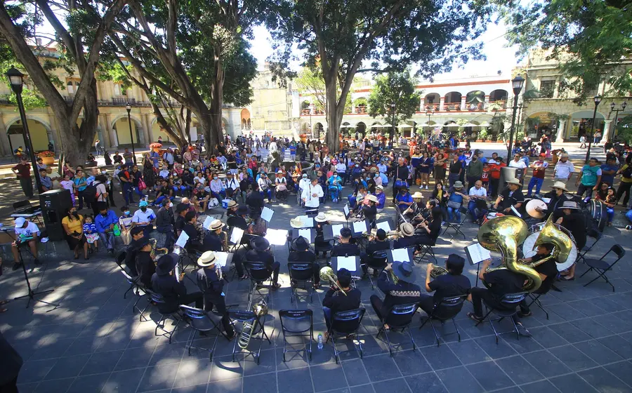 La música gana en Oaxaca: llegan aumentos, instrumentos y apoyos históricos.