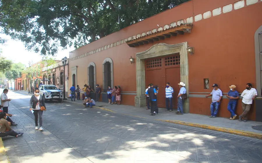 La Casa Oficial cambia de historia: albergará una de las mayores colecciones de máscaras del planeta.