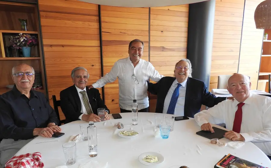 El ingeniero Lino Palacios Peralta, y los licenciados Roberto Gómez Argüello, Fortino Figueroa Montes, Ericel Gómez Nucamendi y David Colmenares Páramo.